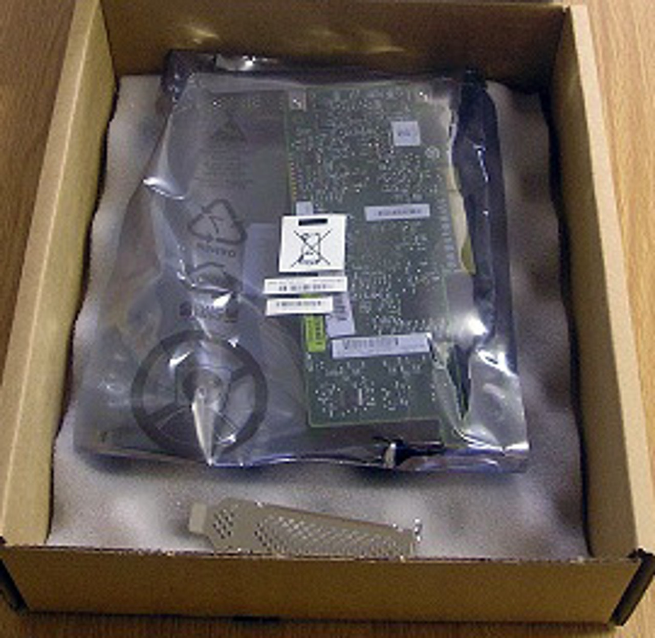 HPE H220 660088-001 6Gbps SAS/SATA PCIe 3.0 G8-G10 Host Bus