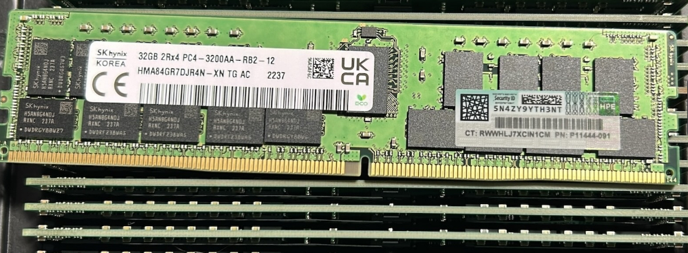 HPE P21674-001 32GB Dual Rank x4 DDR4-3200MHz CL22 Reg Memory