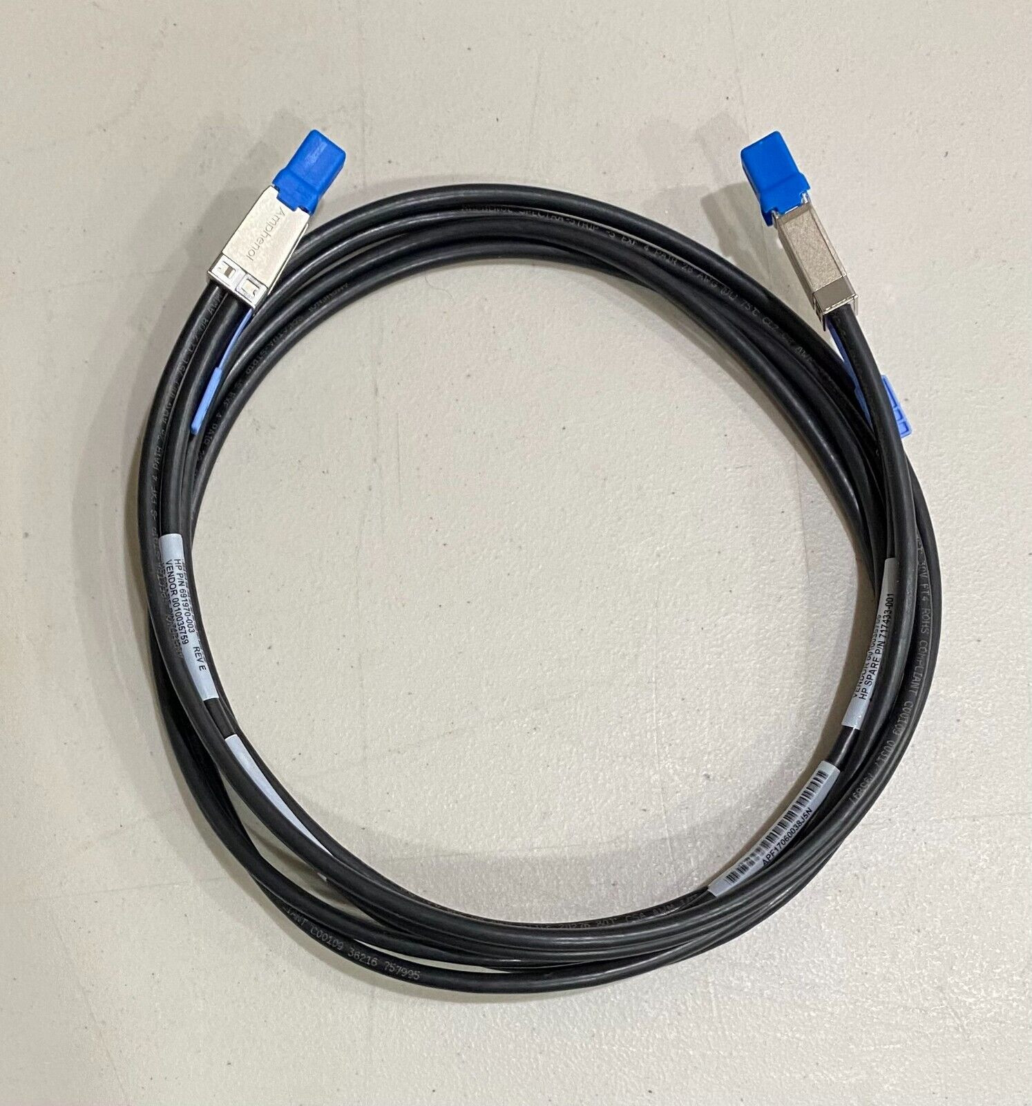 HPE 691970003 2.0m External Mini SAS High Density to Mini SAS Cable