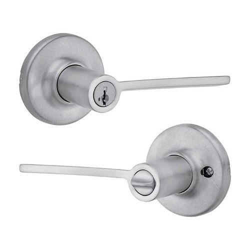 Kwikset Ladera Keyed Entry Lever Smartkey With 6-Way Adjustable Latch And Round Corner Strike, Satin Chrome