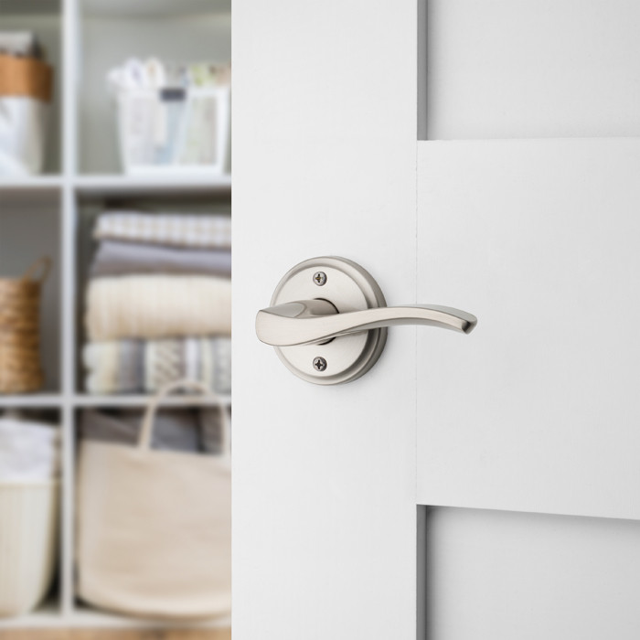 Kwikset Sedona Half Dummy Lever Right Hand, Satin Nickel