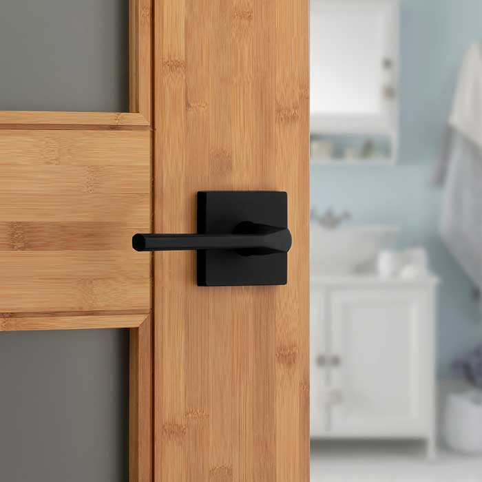 Kwikset Lisbon Privacy Lever, Square Rose With 6-Way Adjustable Latch And Round Corner Strike, Matte Black