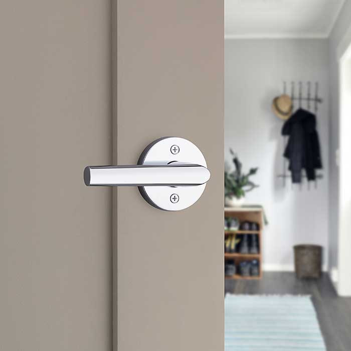 Kwikset Milan Passage Lever, Round Rose With 6-Way Adjustable Latch And Round Corner Strike, Bright Polished Chrome