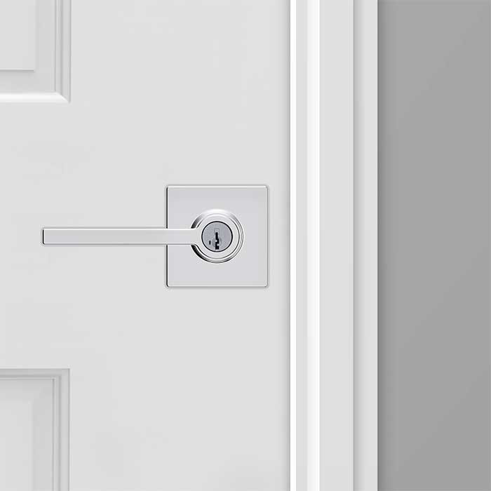 Kwikset Casey Keyed Entry Lever Smartkey With Square Rose, 6-Way Adjustable Latch And Round Corner Strike, Bright Polished Chrome