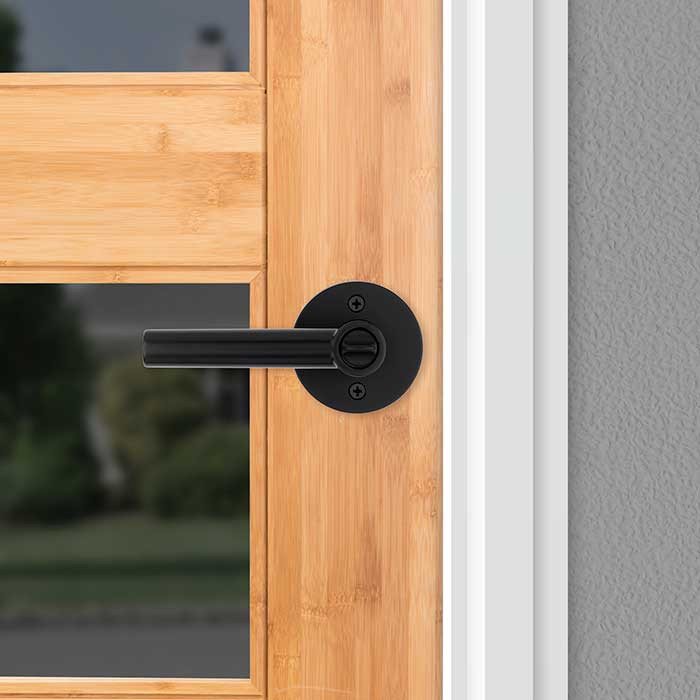 Kwikset Milan Keyed Entry Lever Smartkey, Round Rose With 6-Way Adjustable Latch And Round Corner Strike, Matte Black