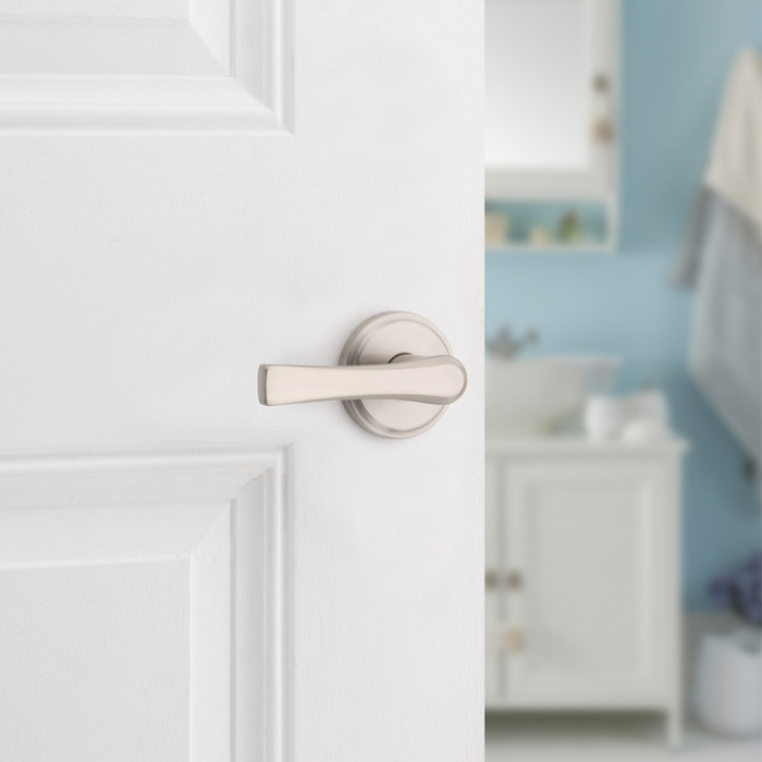 Kwikset Katella Privacy Lever With 6-Way Adjustable Latch And Round Corner Strike, Satin Nickel