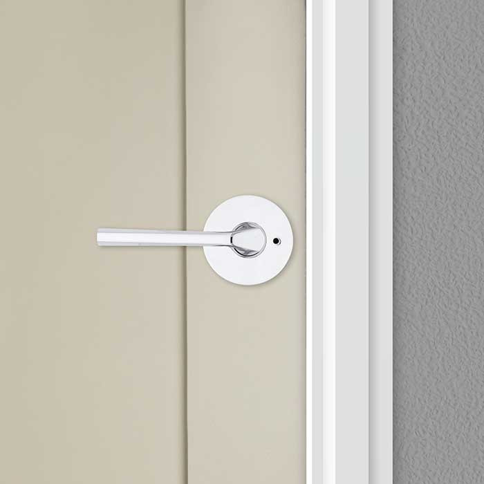 Kwikset Lisbon Privacy Lever, Round Rose With 6-Way Adjustable Latch And Round Corner Strike, Bright Polished Chrome
