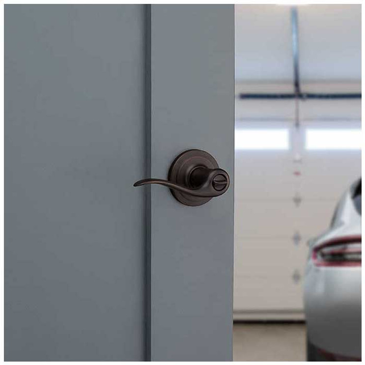 Kwikset Tustin Keyed Entry Lever Smartkey With 6-Way Adjustable Latch And Round Corner Strike, Venetian Bronze