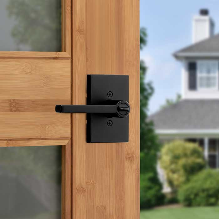 Kwikset Halifax Keyed Entry Lever Smartkey, San Clemente Rectangular Rose With 6-Way Adjustable Latch And Round Corner Strike, Matte Black