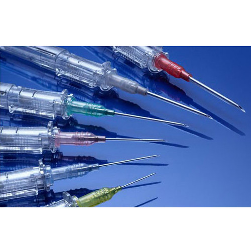 *SHORT DATED* Protect-IV Plus I.V. Catheter, 18 Gauge  06/2026