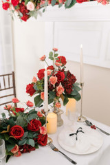 Kimpton Vaseless Centerpiece