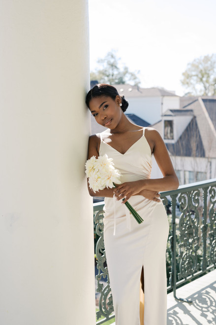 Ivory Dahlia Petite Bouquet