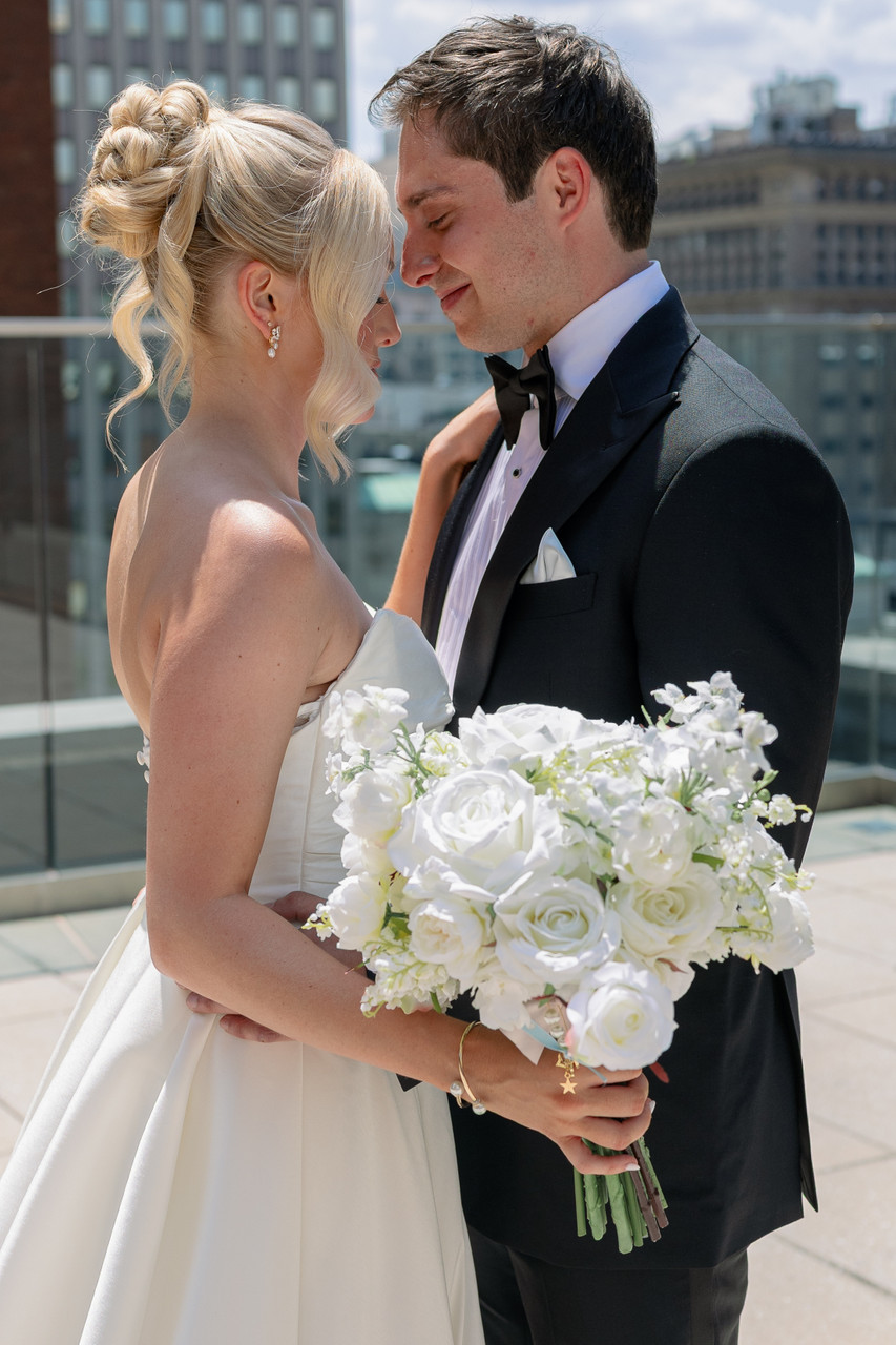 Audrey Bridal Bouquet (Hand-tied)