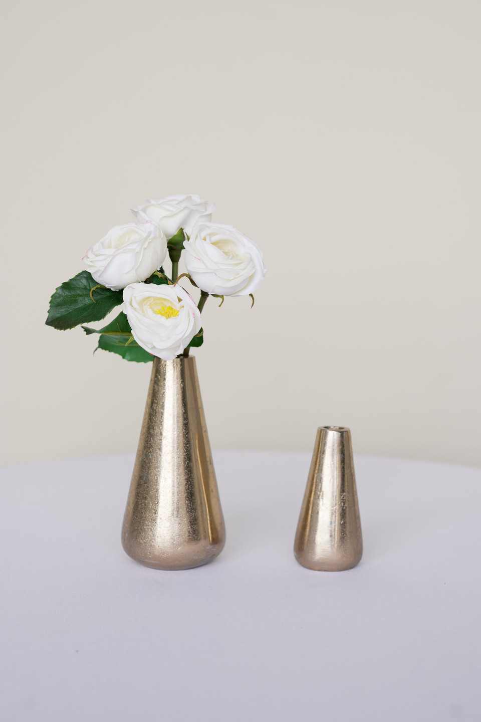 White Rose Bud Vase Flowers