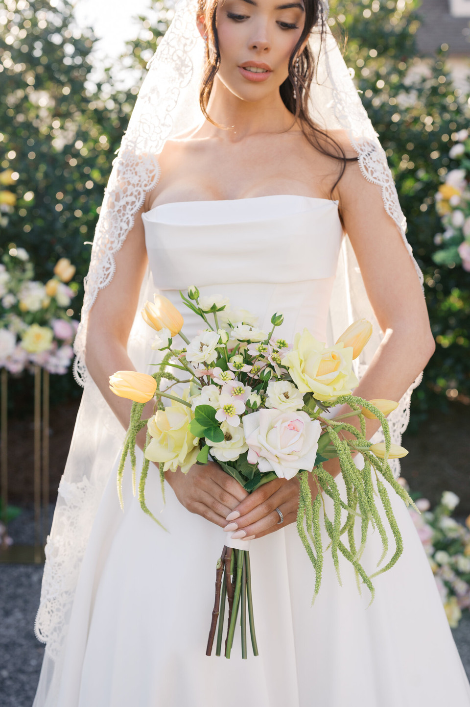 Lucy Bridal Bouquet (Garden-cut)