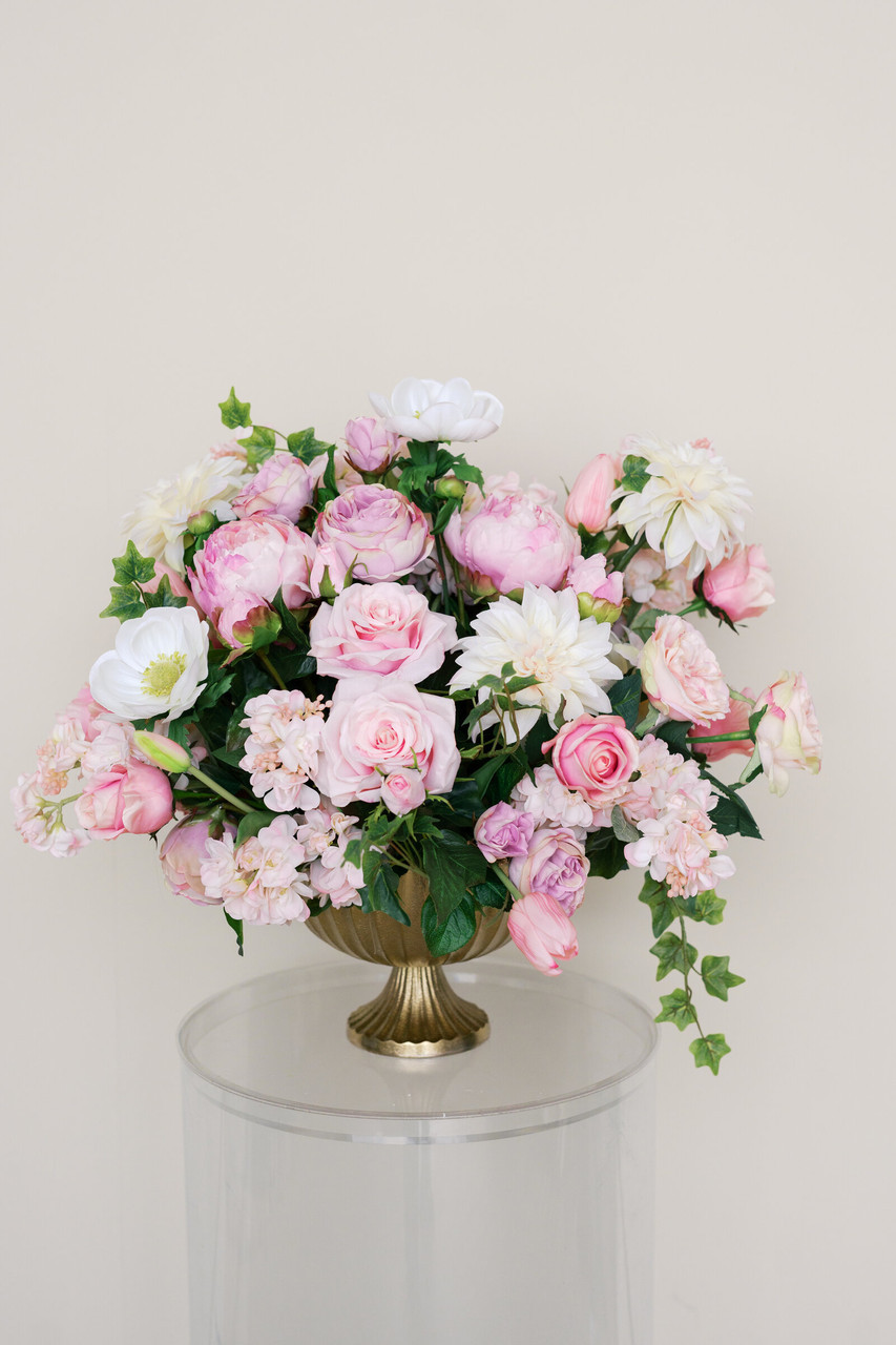 Charlotte Grand Centerpiece | Something Borrowed Blooms
