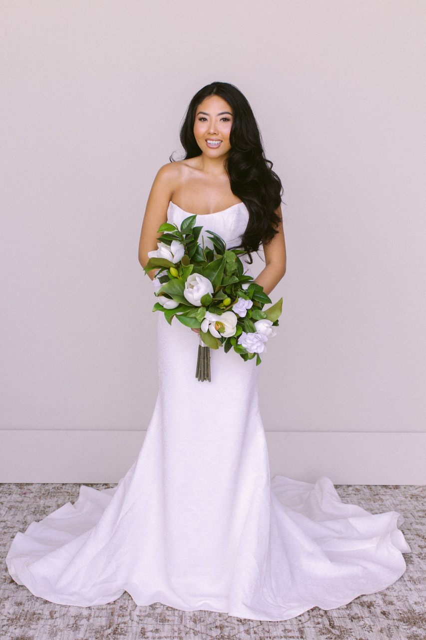 Shelbie Bridal Bouquet (Garden-cut)