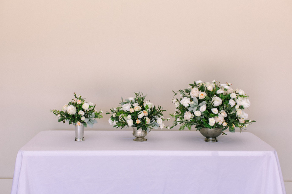 Olivia Large Centerpiece