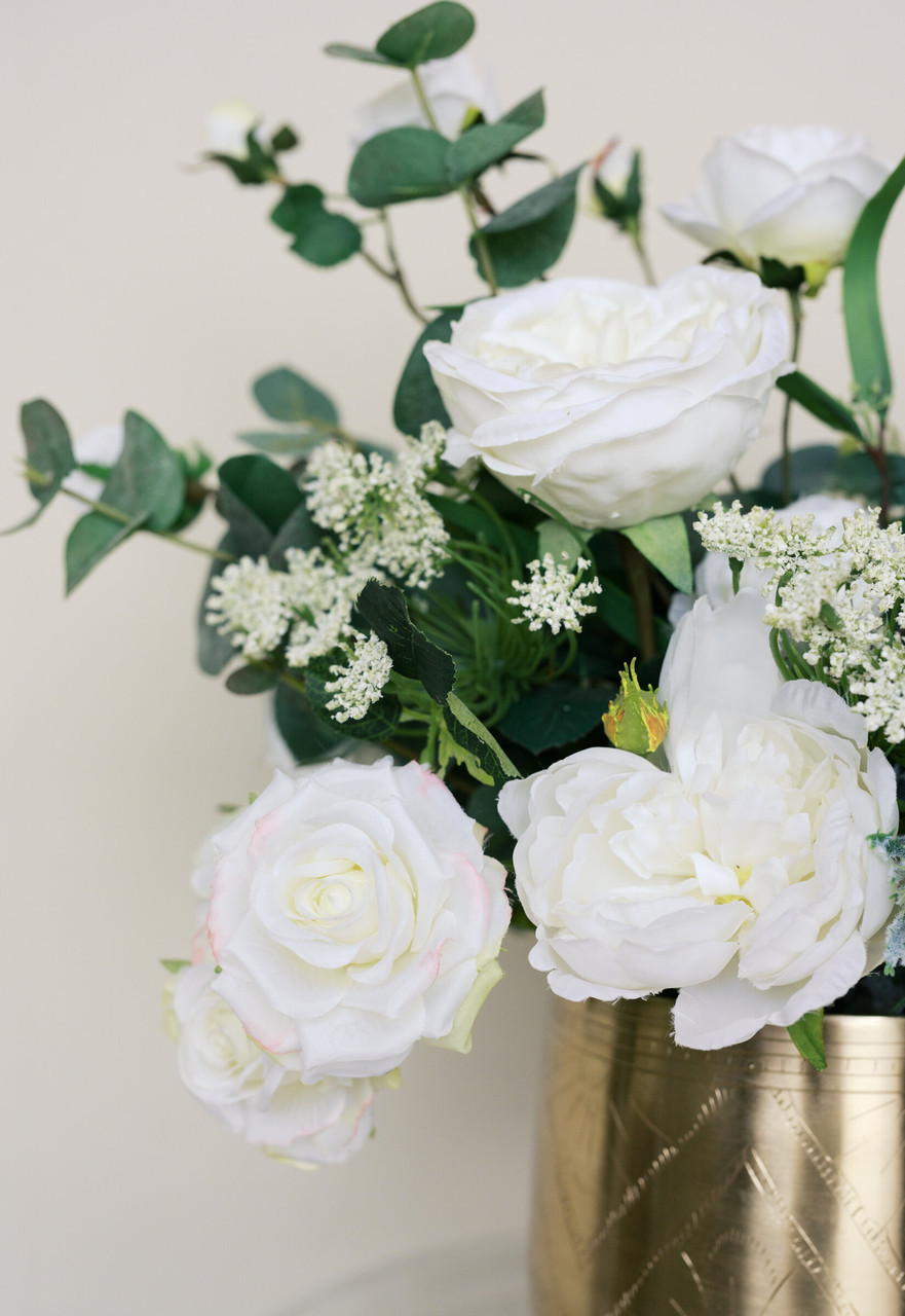 Jane Large Centerpiece