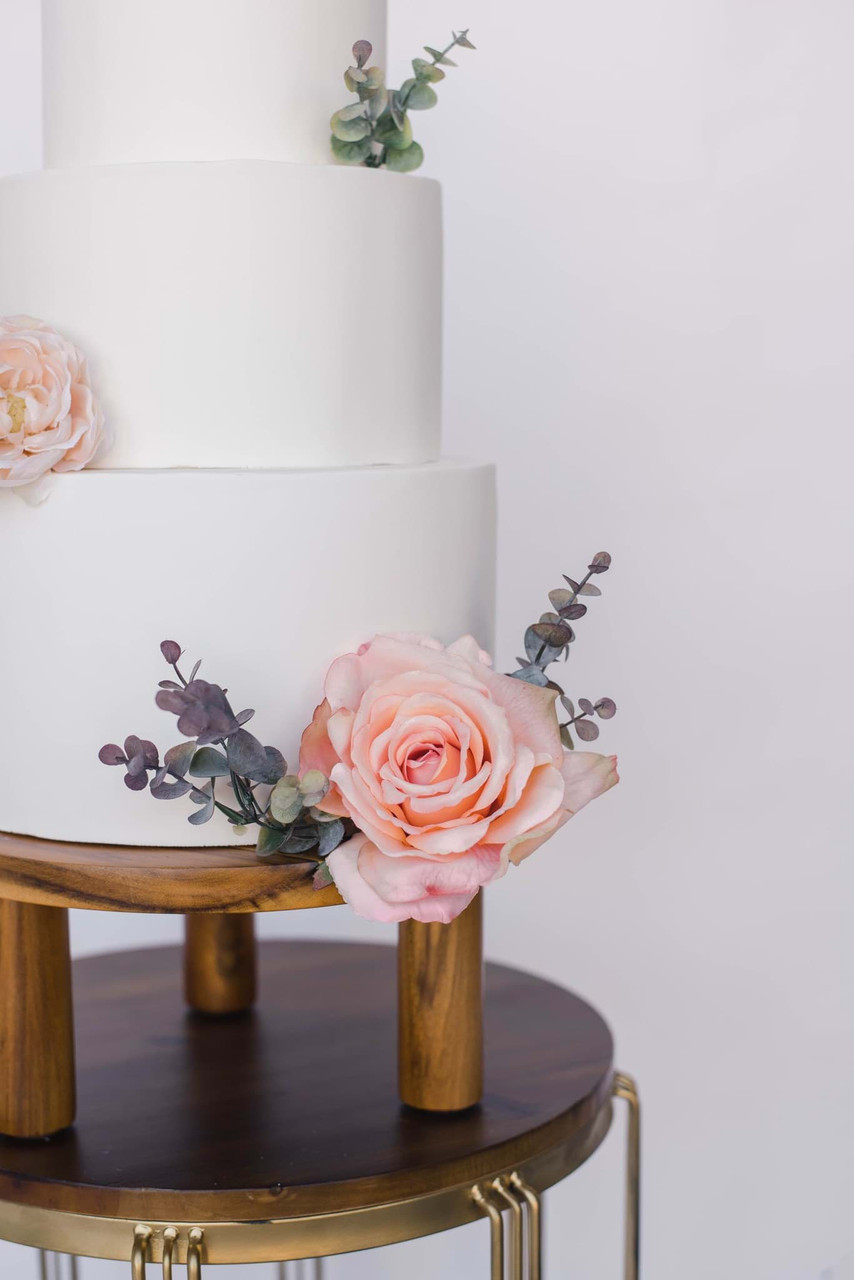 Cameron Cake Cluster