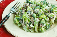Healthy and Raw Broccoli Salad with Cashew Dressing