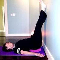 5 Therapeutic Yoga Tips Using Three Minute Egg ® Ergonomic Yoga Blocks