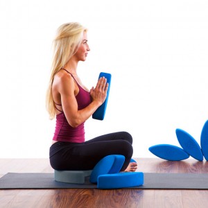 seated-meditation-z-3minegg-0427-300x300.jpg