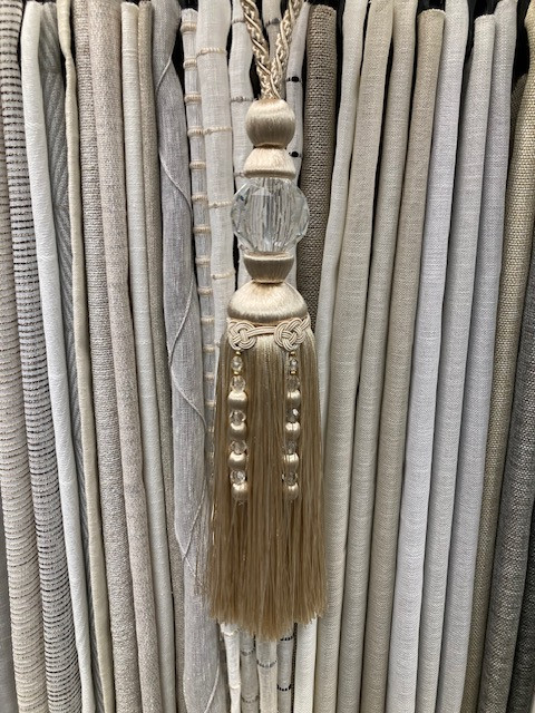  BEIGE & CREAM 13" CRYSTAL TASSEL CURTAIN TIEBACK With Double Twisted Loop Rope Cord SCTB-16/3-2         