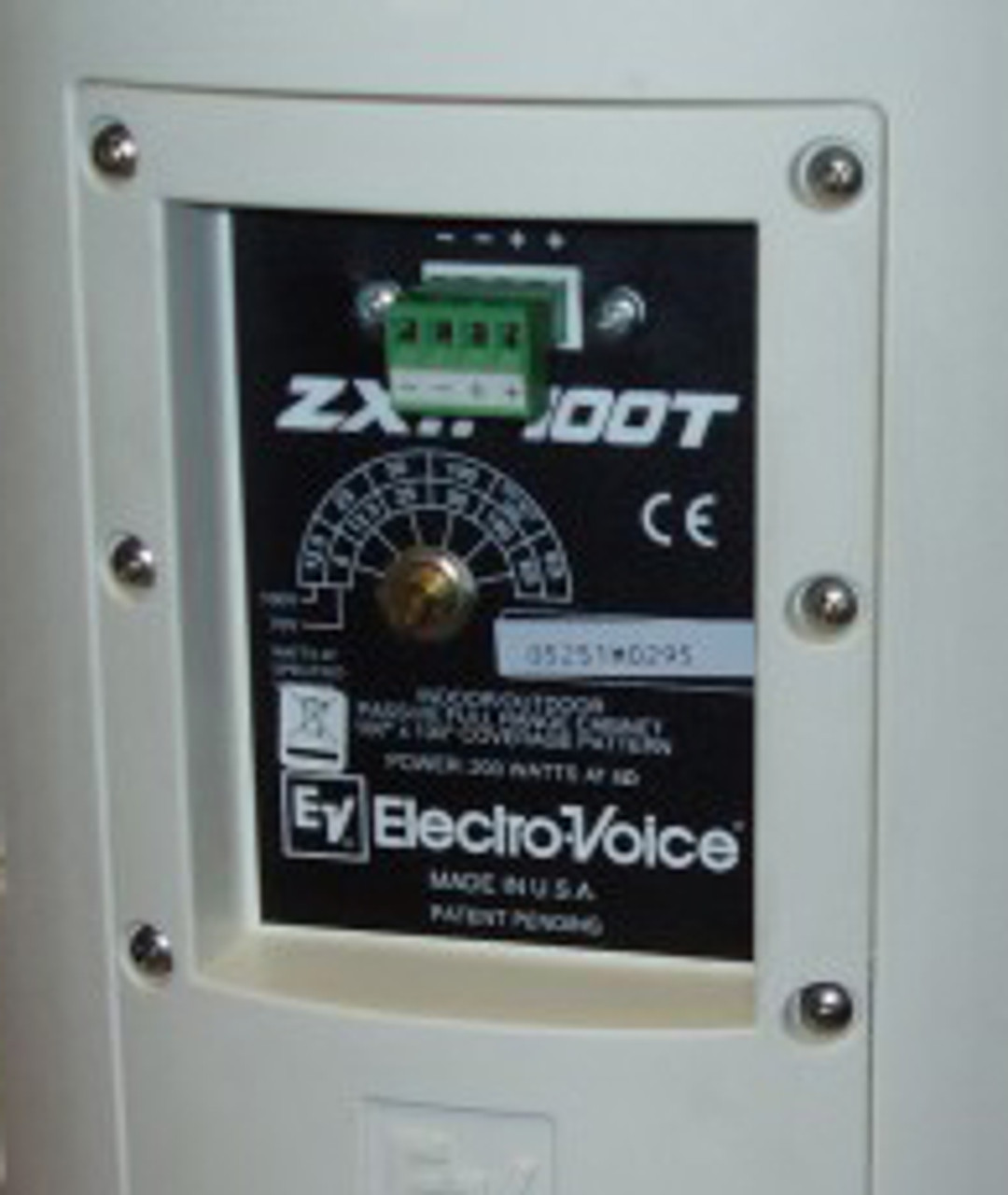 Electro-Voice ZX1i-90WT 8-inch two-way full-range indoor/outdoor  loudspeaker Sound  Lighting Solutions Inc.
