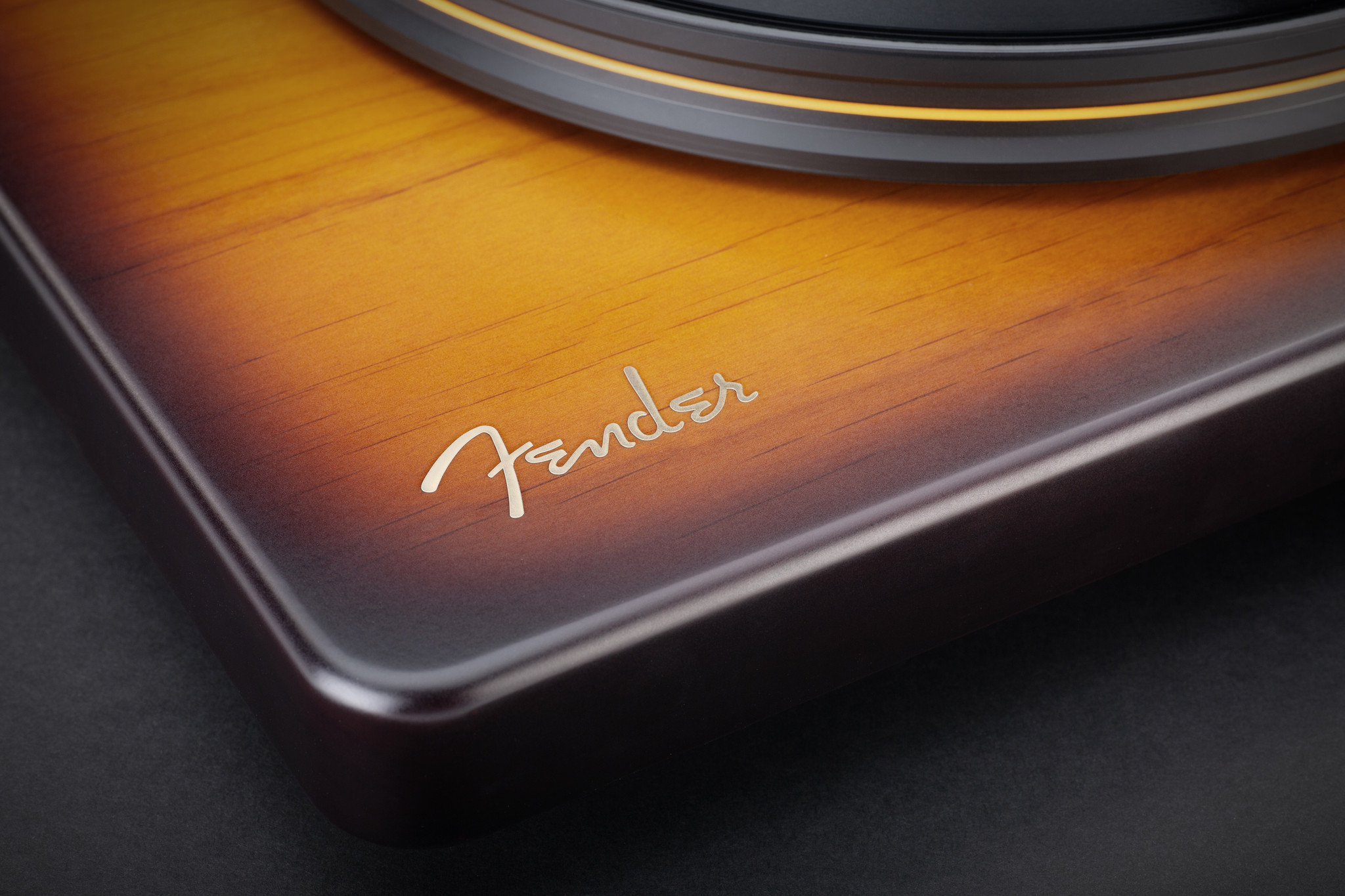 Mofi Electronics - Fender American Vintage Turntable - Mobile