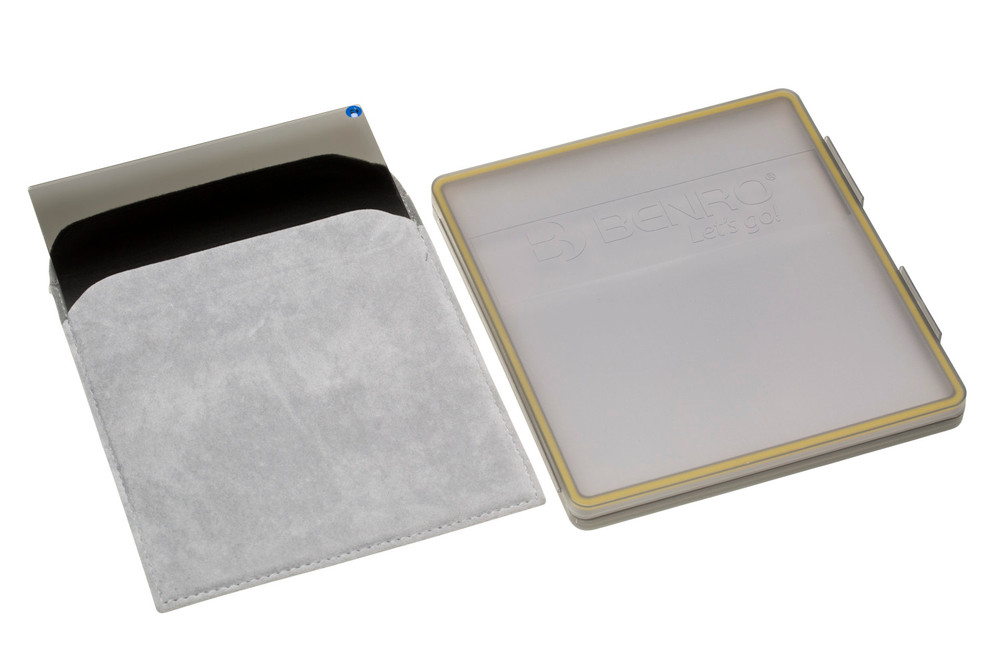 Master 150x170mm 3-stop (GND8 0.9) Soft-edge Graduated Neutral Density Filter (MAGND8S1517)