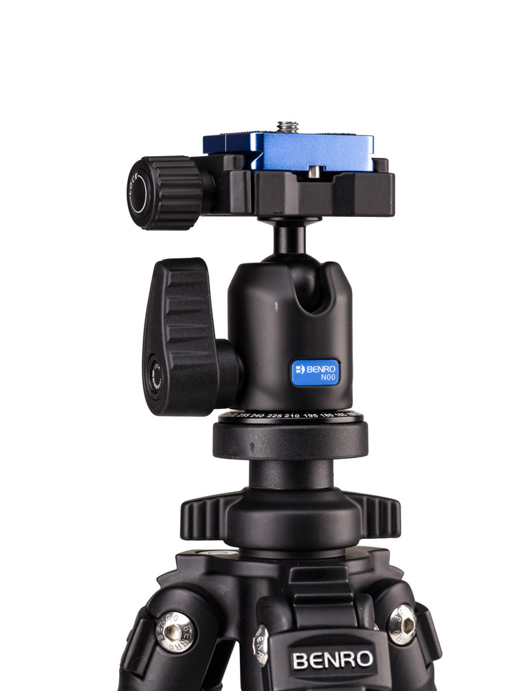 Benro SLIM Tripod - Thumbnail 3