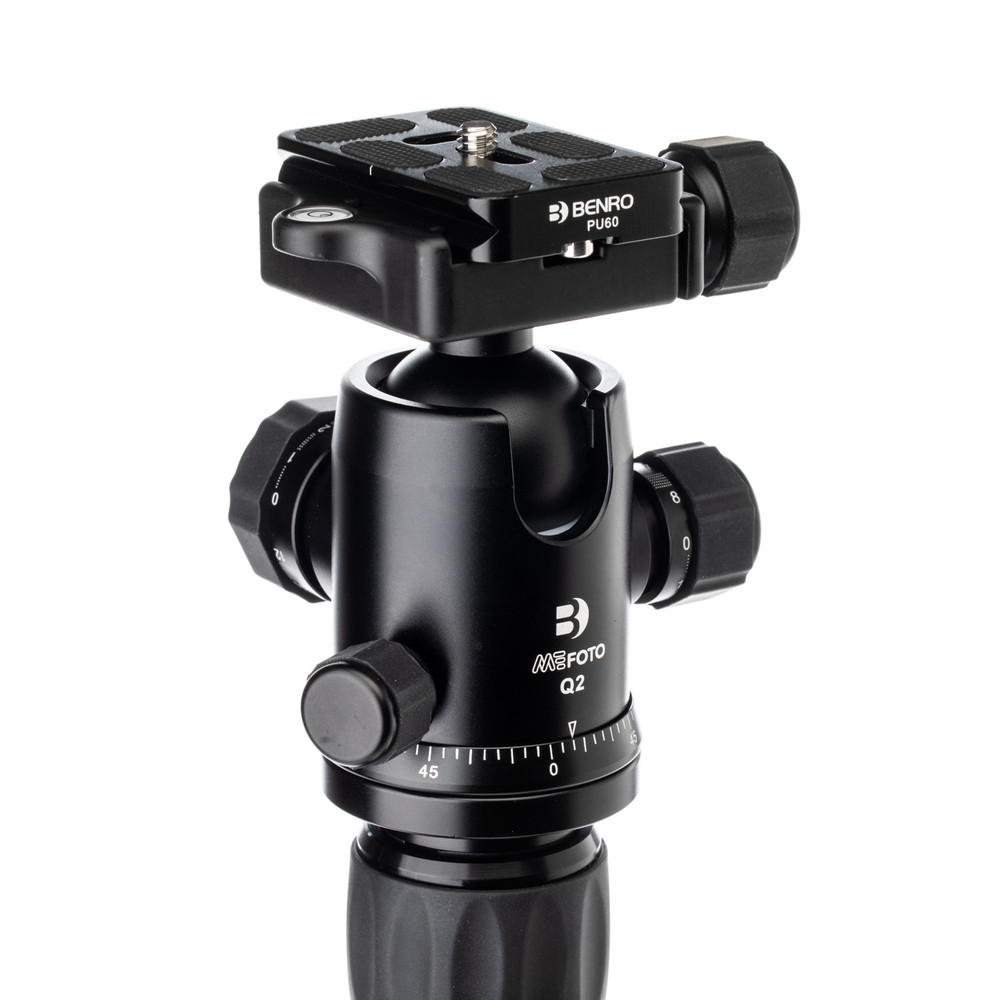 MeFOTO GlobeTrotter Carbon Fiber Tripod Kit in Black