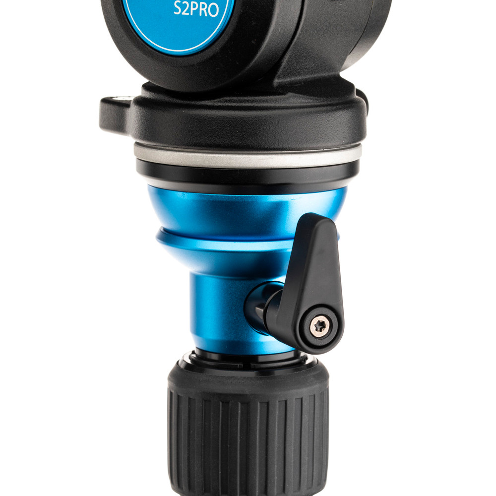 Aero 2 PRO Aluminum Travel Video Tripod w/Twist Locks | Benro