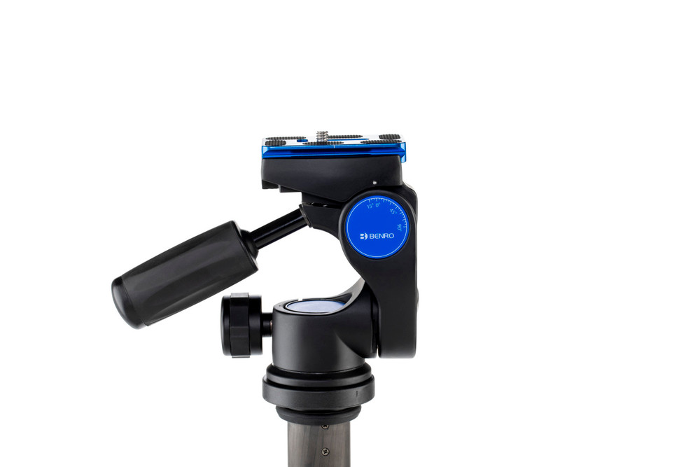 HD3A 3-way pan head (Open Box)