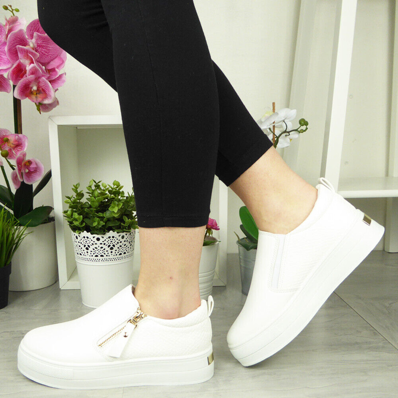 Ladies sales white pumps