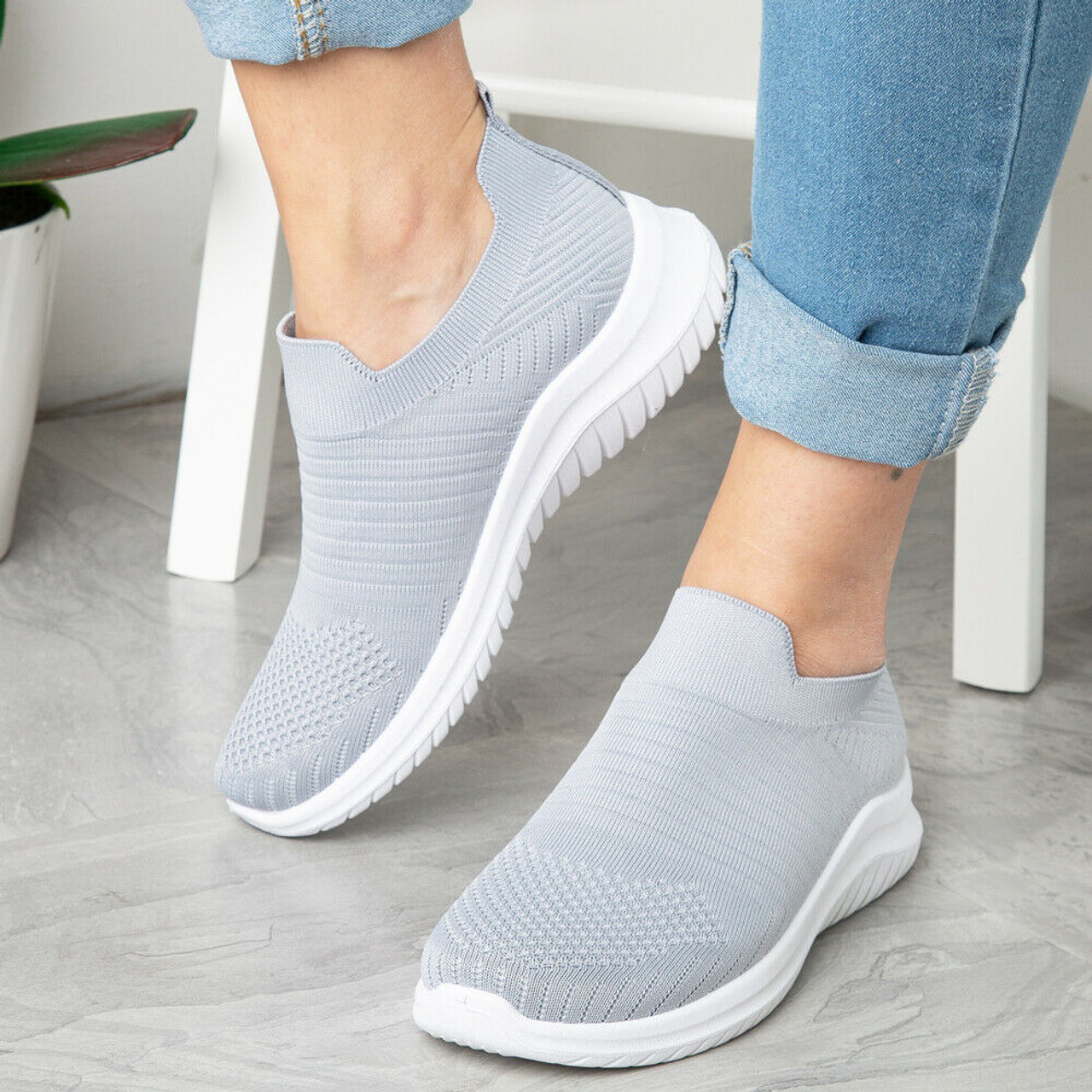 Running shoes clearance slip on