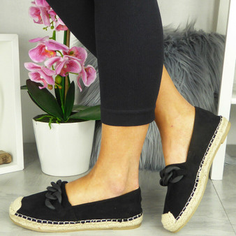 JAHNI Black Hessian Comfy Flat Shoes  