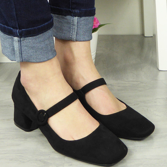 AUTUMN Black Dance Square Toe Buckle Shoes