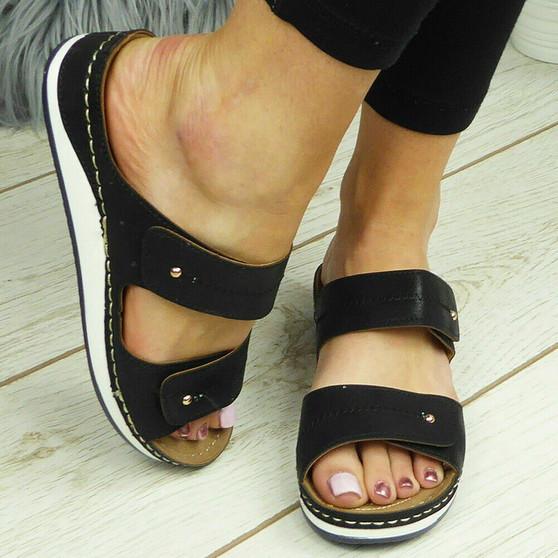 LEONELA Black Light Weight Comfy Cushioned Sandals