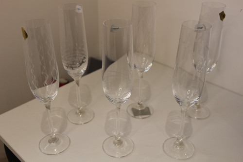 6 verres de champagne tempo
