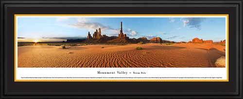 Monument Valley Panoramic - Totem Pole