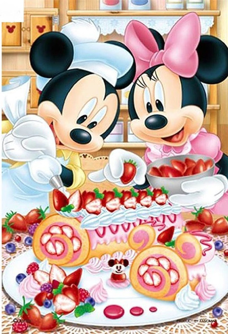 5D Diamond Painting Mickey and Minnie Strawberry Dessert Kit