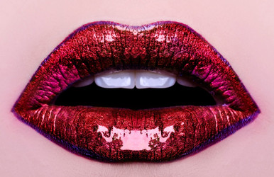 Louis Vuitton Lips - 5D Diamond Painting 