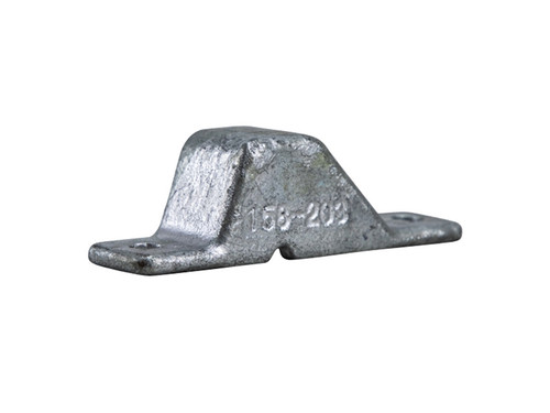 Bottom Keeper for Cam Door Latch System