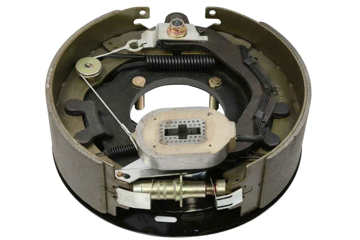 Complete electric trailer brake assembly