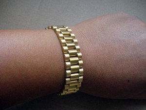 Vintage Style Of President Style Solid Steel Mens Golden Wrist Bracelet Bangle With Unbranded Hidden Clasp