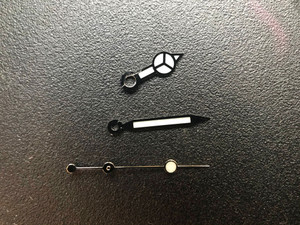 One Set Of Silver Mercedes Benz Watch Hands With Super Blue-Green Luminova For New Style Of 40mm 116610/114060 Submariner Or 36mm Explorer Watch Fit ETA 2836 Or 2824 For Mens Watch