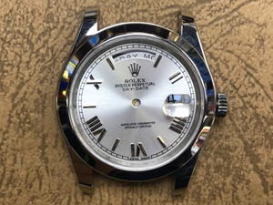 Steel 228206 Rolex 41mm Day-Date Watch Set  With Smooth Bezel And Sunburst Silver Dial Has Silver Roman Numerals Fit ETA 2836 Movement