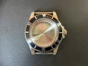 ROLEX Signed 5513 Vintage Style of 40mm Stainless Steel Submariner Watch Case With Acrylic Bubble Crystal Black Friction Bezel And 20mm Lugs Have Drilled Through Holes Fit ETA 2824 Or NH35/36/38 Movement And Dial In 28.0~29.0mm